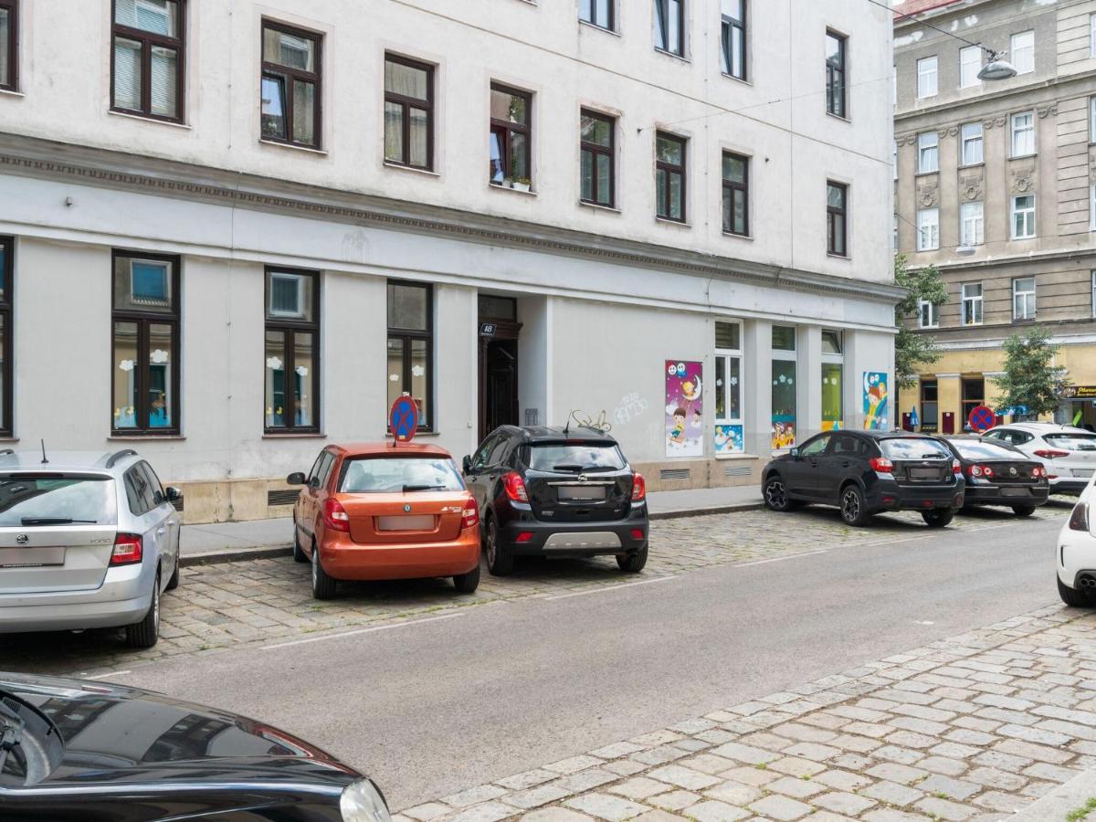 Elegant Apartment In Vienna With Patio מראה חיצוני תמונה